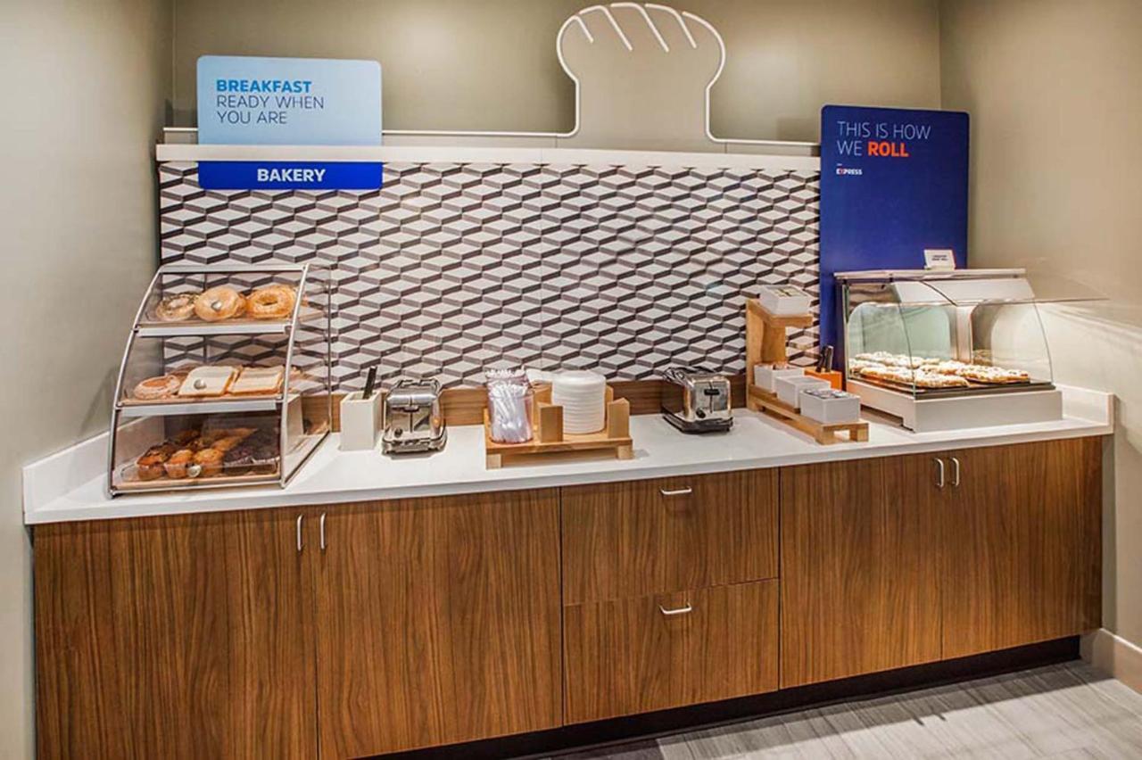 Holiday Inn Express Princeton Southeast By Ihg Plainsboro Dış mekan fotoğraf